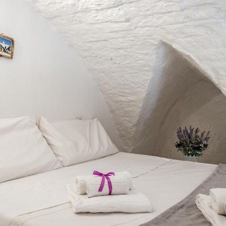 אוסטוני La Casa Nel Vico Pretty Apartment מראה חיצוני תמונה