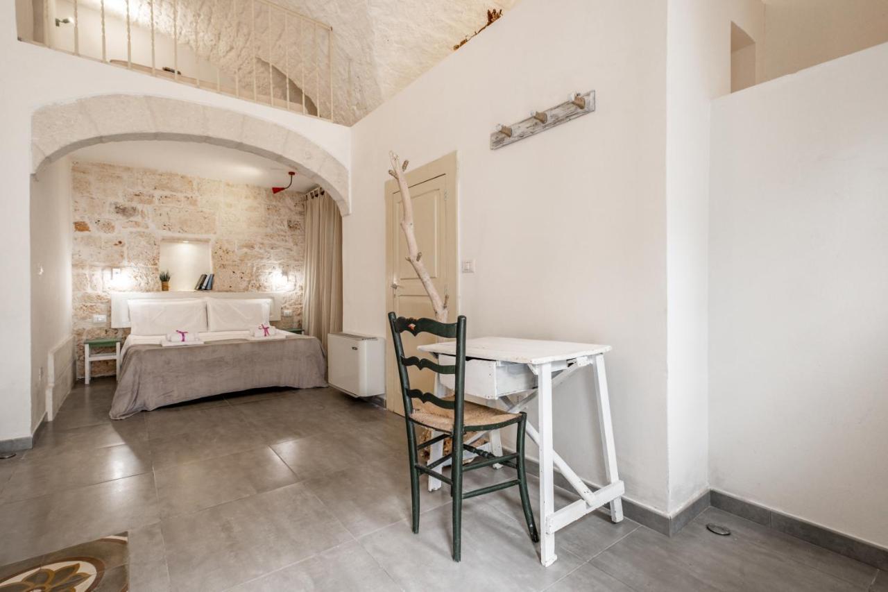 אוסטוני La Casa Nel Vico Pretty Apartment מראה חיצוני תמונה