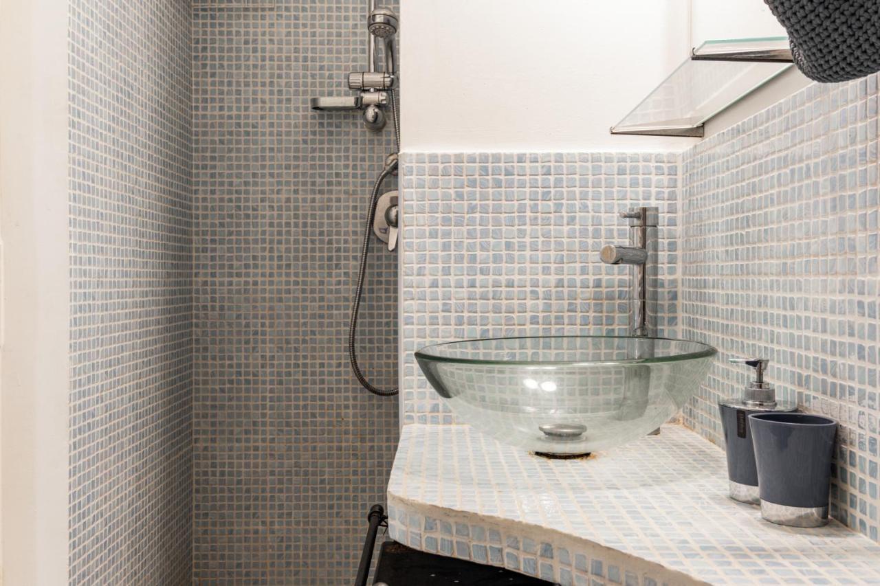 אוסטוני La Casa Nel Vico Pretty Apartment מראה חיצוני תמונה