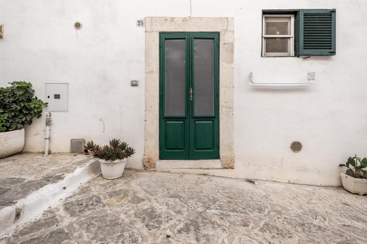 אוסטוני La Casa Nel Vico Pretty Apartment מראה חיצוני תמונה